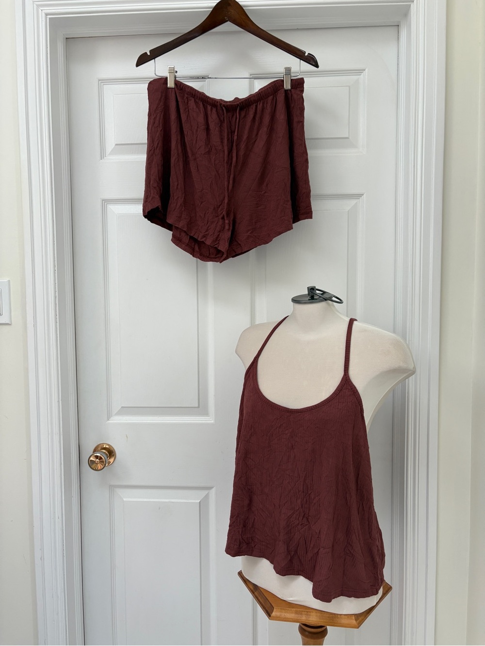 Old Navy Women's Brown Tank & Short Set ladies large - Picture 2 of 7